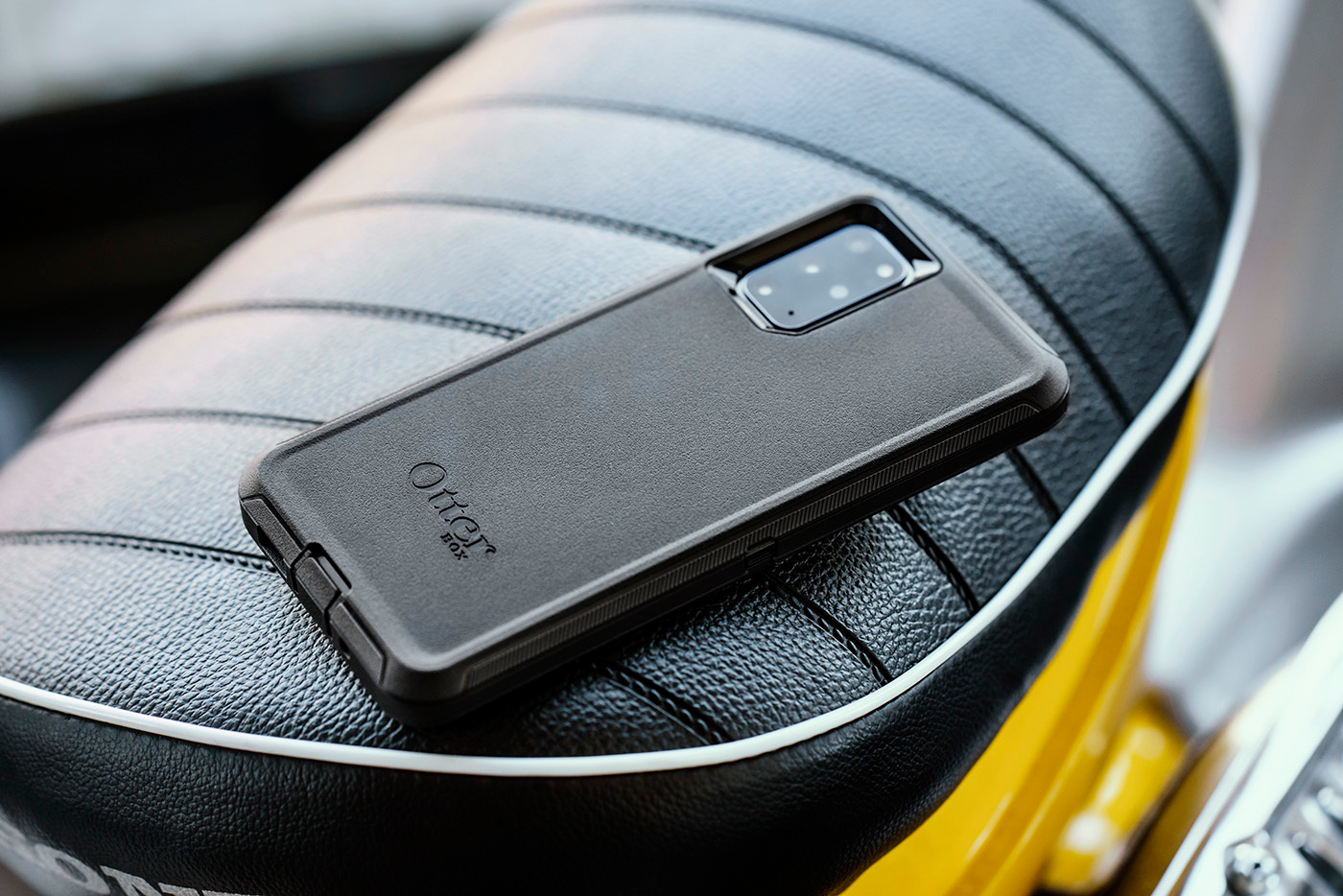 OtterBox Defender Series - Rugged Protection