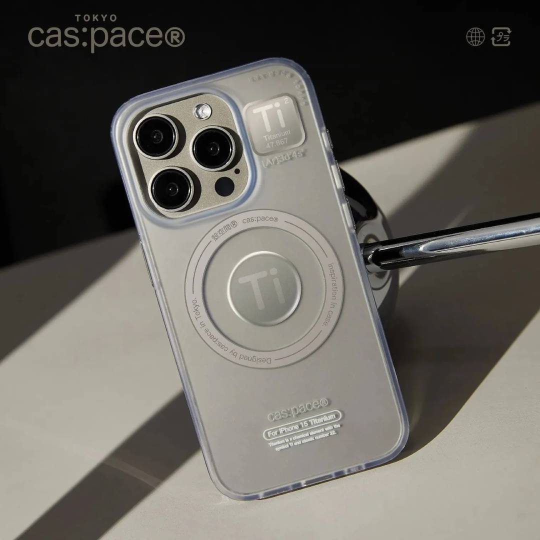 cas:pace Titanium MagSafe iPhone Case