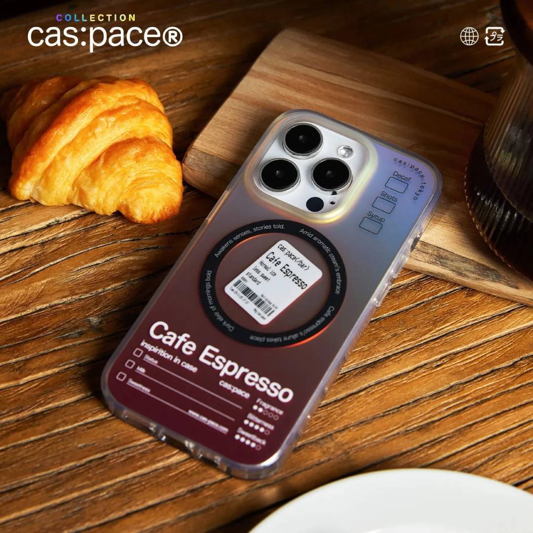 cas:pace Golden Red Coffee MagSafe iPhone Case
